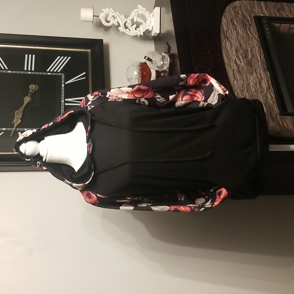 Floral Sleeved Hoodie - Picture 6 of 8